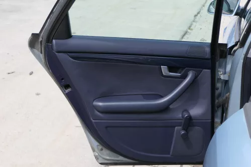 1x A4 8E B6 Türverkleidung Verkleidung Tür hinten links blau maritimblau (181479)