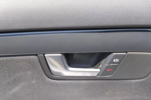 A4 8E B6 Dekor Leisten Türverkleidung Verkleidung Tür vorne +hinten schwarz (181504)