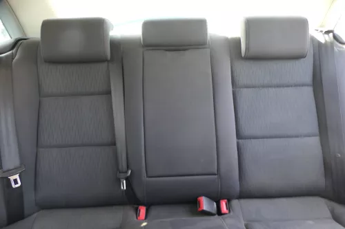 Audi A4 B6 B7 8E Limousine Sitz Rückbank hinten schwarz     ohneKopfstütz (181571)