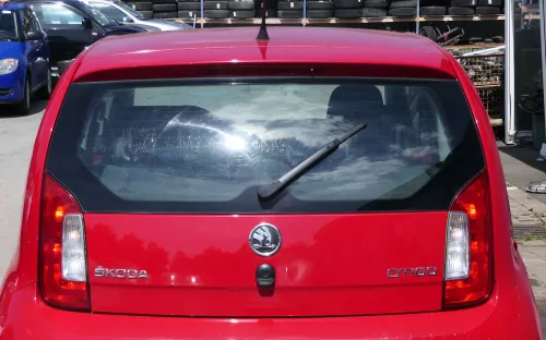 Skdoa Citigo 1S Heckklappe Klappe Kofferraumklappe + Scheibe rot LY3D (181601)