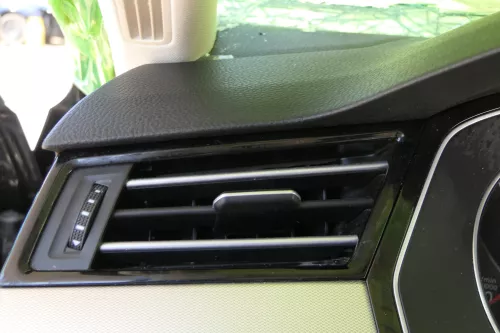 VW Passat 3C B8 3G Lüftungsdüse Düse Lüftung vorne links 3G1819701D schwarz alu (181714)