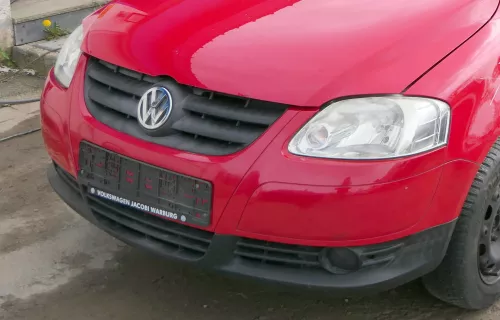 VW Fox 5Z Stoßstange vorne Stoßfänger rot LY3D mit Grill  (181805)