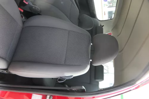VW Fox Sitz Fahrersitz vorne links OHNEAirbag höhenverstellbar (181812)