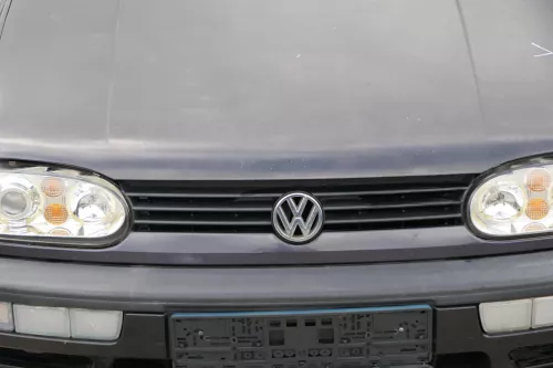 VW Golf 3 auch Cabrio Stoßstange vorne Stoßfänger vorn schwarz (182146)