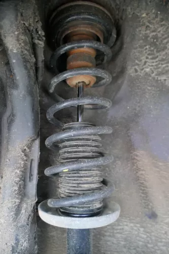 2x VW Golf 3 1H 1E Cabrio Federbein Stoßdämpfer hinten rechts + links  (182185)