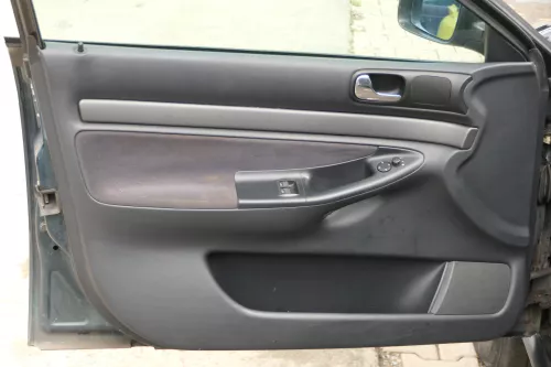 1x Audi A4 B5 Türverkleidung Verkleidung Tür vorne links (182209)