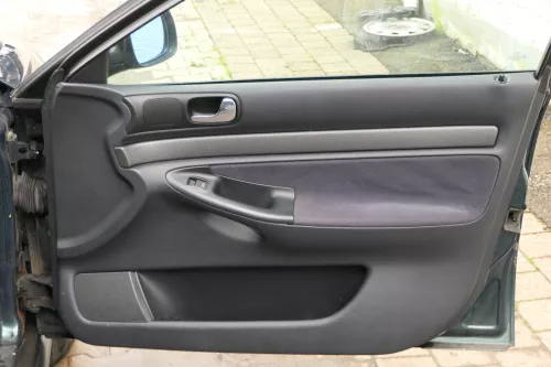 1x Audi A4 B5 Türverkleidung Verkleidung Tür vorne rechts (182212)