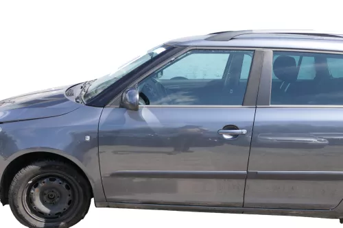 Fabia 5J Kombi + Limo Tür vorne links Fahrertür - grau LF8J -ohne Anbauteile (182246)