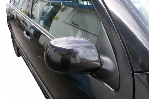 Skoda Fabia 6Y mechanischer Spiegel Außenspiegel rechts grau schwarz LF9R Glas