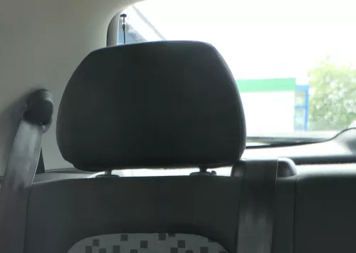 1x Skoda Fabia 6Y Kopfstütze hinten rechts oder links - dunkel anthrazit onyx (182315)