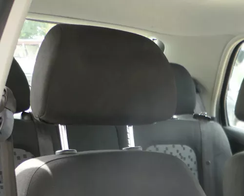 1x Skoda Fabia 6Y Kopfstütze vorne vorn rechts oder links anthrazit dunkel onyx