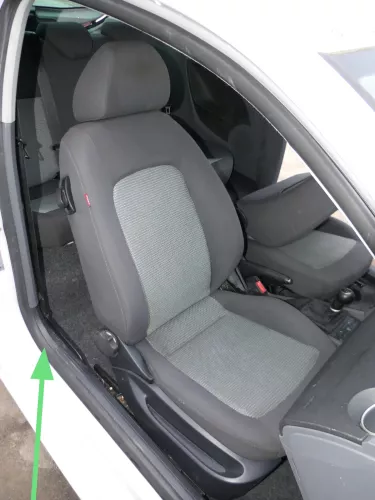 Seat Ibiza 6J Türdichtung Dichtung Tür vorne rechts Beifahrertür 2/3-Türer (182435)