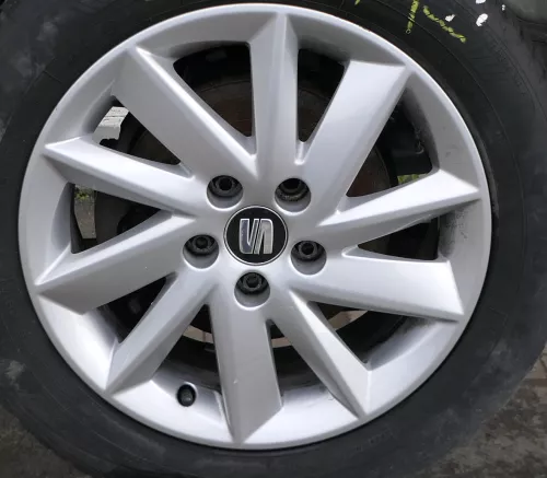 1x Seat Ibiza 6J Alufelge 6J0601025M 6J0 601 025 M 6jx15 H2 ET38 5x100 Marsala 4 (182531)