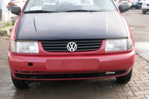VW Polo 6N Kühlergrill Grillleiste vorne Leiste Grill VW LC3M wein rot braun (182538)