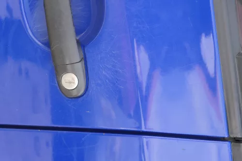 Fabia 5J Kombi + Limo Tür vorne links Fahrertür - blau LF5K -ohne Anbauteile (182552)