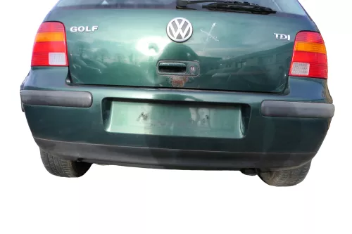 VW Golf 4 Limousine Stoßstange hinten Heckstoßstange Stoßfänger grün LC6M 