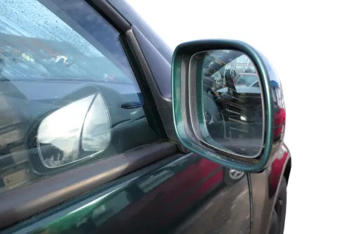 VW Golf 4 Bora manueller Spiegel vorne rechts Außenspiegel grün LC6M (182577)