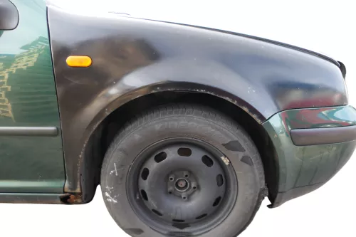 VW Golf 4 1J Kotflügel vorne rechts schwarz Rost 