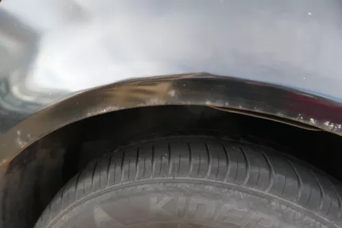 VW Golf 4 1J Kotflügel vorne rechts schwarz Rost  (182579)