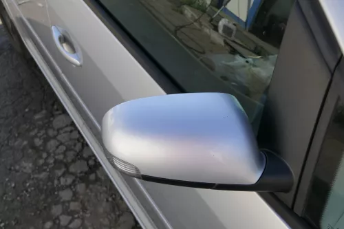 VW Touran 1T elektrischer Spiegel Außenspiegel beheizt rechts silber LA7W + Glas