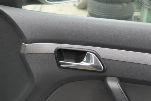 VW Touran 1x Türverkleidung Verkleidung Tür vorne rechts - anthrazit (182610)