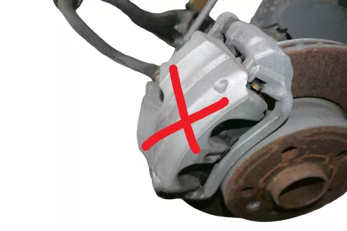 1x MAN TGE Crafter 7C für Bremssattel Halter links/rechts vorne Nur 1.100 km ge (182679)