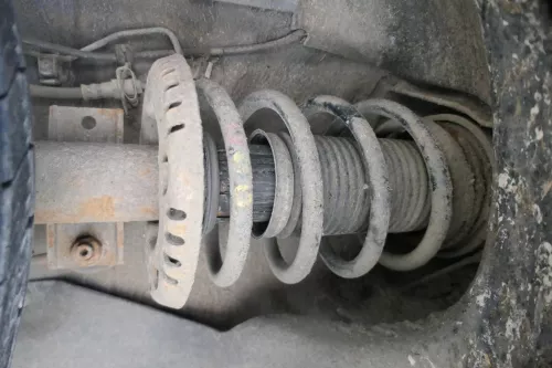 2x Polo 9N 9N3 Fox Ibiza 6L Federbein Stoßdämpfer Feder vorne Federn TDI