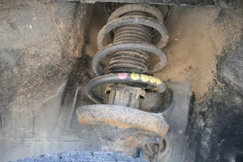 2 Stück VW Golf 4 A3 Stoßdämpfer Federbein Feder vorne 1J0413031AE TDI Sport