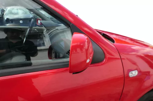 VW Polo 6N2 manueller Spiegel Außenspiegel rechts außen rot LP3G + Glas (182788)