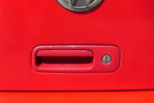 Polo 6N2 Heckklappe Klappe hinten Kofferraumklappe rot LP3G Scheibe ohneAnbautei (182791)