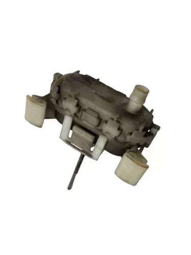 Audi 80 A6 4A A8 Stellmotor Öffnen Tankklappe Tank Tankverschluß 4A0862153A  (182838)