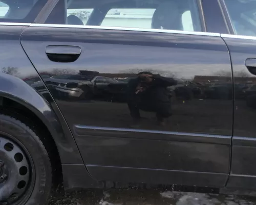 Audi A4 B6 8E nur Türblatt Tür hinten rechts schwarz LY9B Kombi+Limo Kratzer!