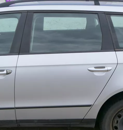 VW Passat 3C Kombi Variant Tür hinten links silber LA7W -OHNE Anbauteile c (183096)