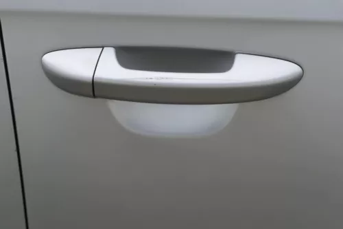 Passat 3C Kombi o. Limo Tür vorne rechts Beifahrer silber LA7W ohneAnbauteile (183100)