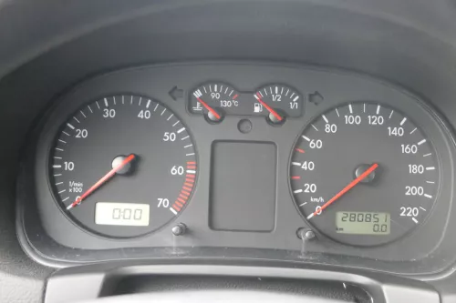 VW Golf 4 Tacho Tachometer Kombiinstrument 280.000km 1J0920802 1,4 16V 75PS 55kw