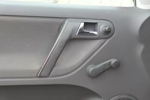 1x VW Polo 6N2 Türverkleidung Verkleidung Tür vorne links 4/5-Türer off-black  (183295)