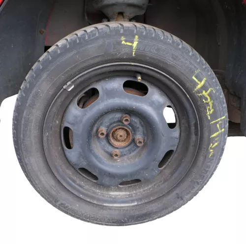 2x VW Polo 6N2 6N Lupo 185/55R14 80H Reifen Felgen Sommerreifen ca. 4-5mm (183315)
