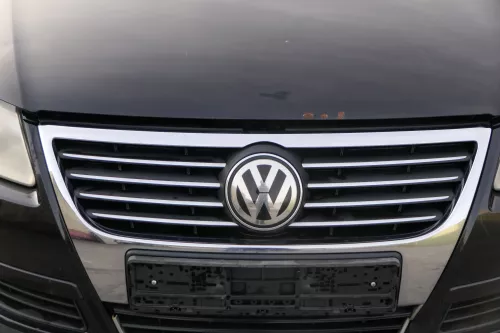 VW Passat 3C Kombi Stoßstange vorne Stoßfänger schwarz LC9Z - kein ohneGrill (183346)