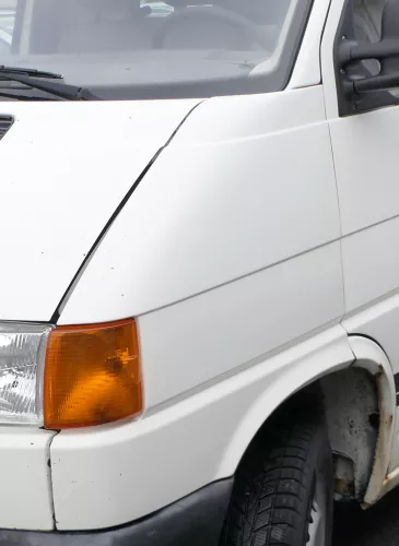 VW T4 kurze Version Kotflügel vorne links weiß R902 7D0821103 (183348)