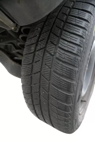 2x VW Passat 3C Golf Reifen Winterrreifen M&S 205/55 R16 94H Felgen 5,5-6mm (183421)