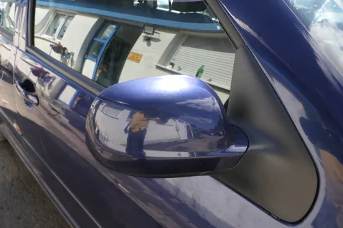 VW Golf 4 Bora elektrischer Spiegel vorne rechts Außenspiegel blau LB5N Glas (183476)