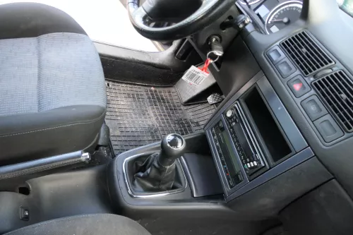 VW Golf 4 Bora Mittelkonsole Mitteltunnel um Schaltung 1J1863201D schwarz 
