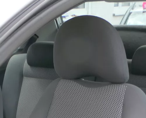 1x VW Fox 5Z Kopfstütze vorne links oder rechts 5Z0881901F 5C7  anthrazit dunkel (183550)
