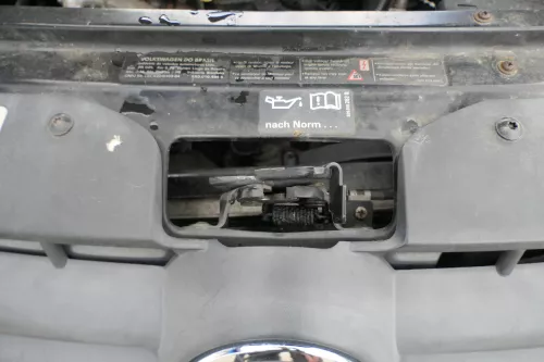 VW Fox 5Z Motorhaube Motorhaubenschloß Schloß Klappenschloß vorn 5Z0823509B