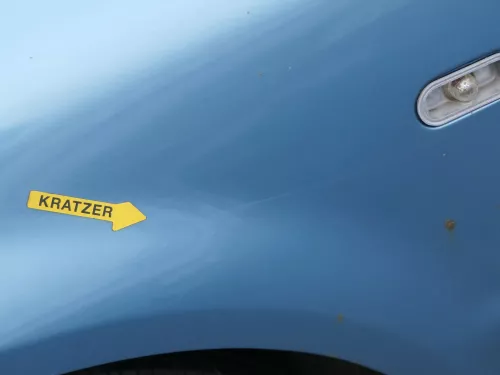 VW Passat 3B Kotflügel vorne links blau grün türkis ( evtl. LB7T oder LB6N ???) (183617)