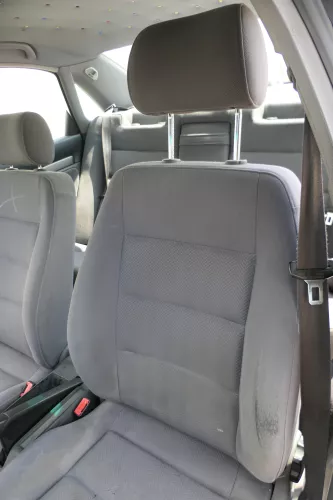 Audi A4 B5 Sitz Fahrersitz vorne links höhenverstellbar  (183780)