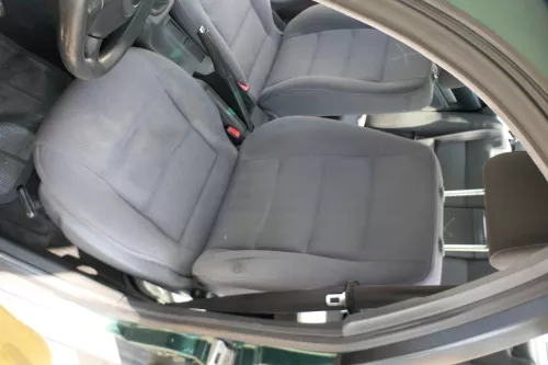 Audi A4 B5 Sitz Fahrersitz vorne links höhenverstellbar  (183780)