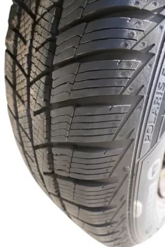 4x A4 B5 A6 4B Passat 3BG Felgen Reifen Winterreifen M+S 195/65 R15 91T 6-8mm (183786)