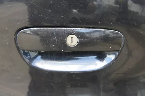 VW Polo 9N3 9N Heckklappe Kofferraumklappe Klappe schwarz LC9Z - Scheibe (183796)
