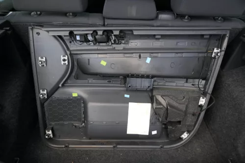 1x VW Polo 9N 9N3 Türverkleidung Verkleidung Tür vorne links  4/5-Türer dunkel (183801)